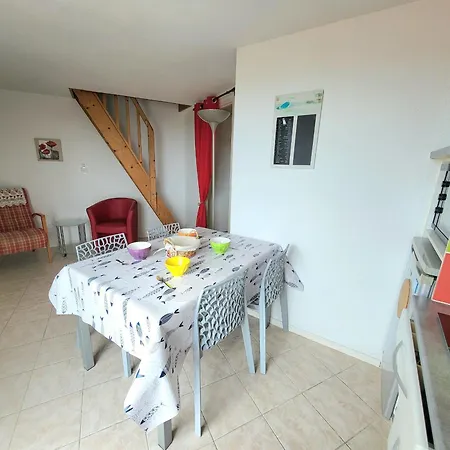 Apartment T2 Mezzanine Proche Avec Balcon - - Fr-1-92-571 Les Sables-d'Olonne