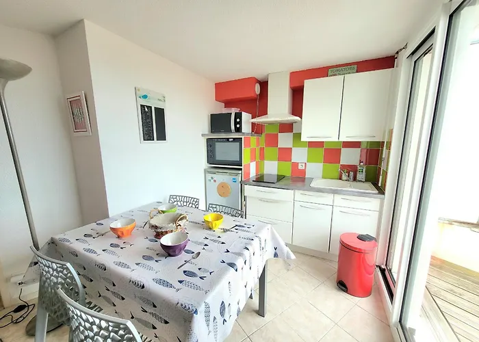 T2 Mezzanine Proche Avec Balcon - - Fr-1-92-571